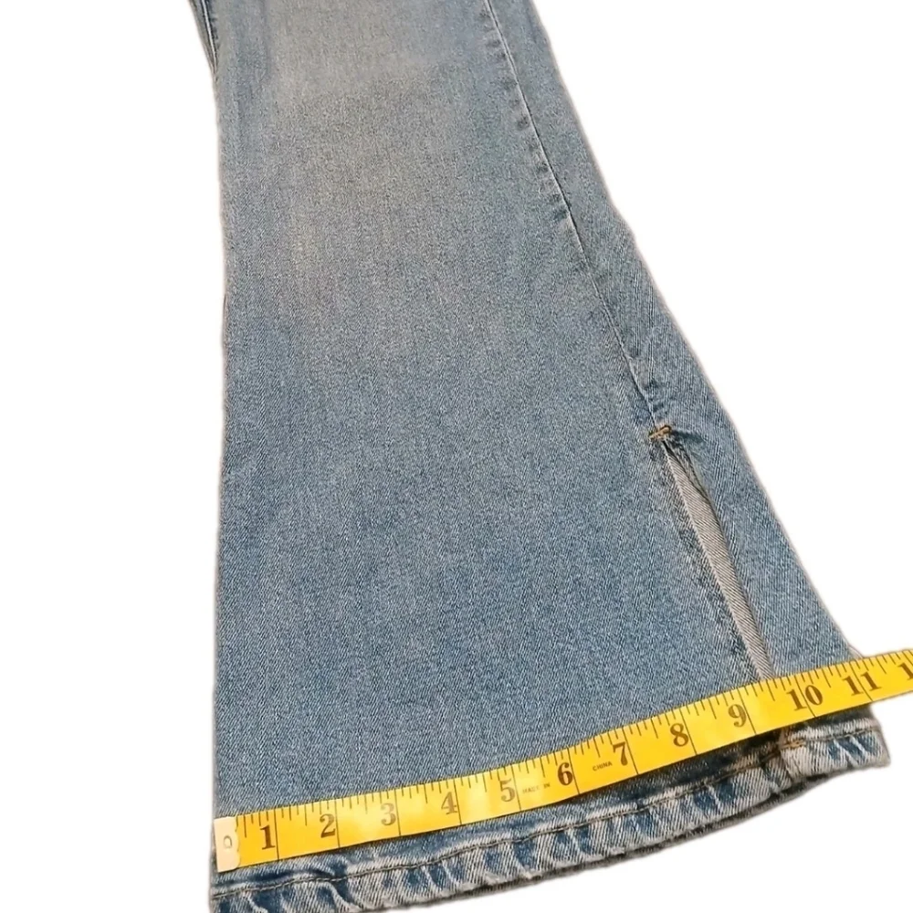 Vintage Forever 21 Distressed Wide Leg High Waisted Jeans Size:25 Bell Bottoms - Picture 10 of 11